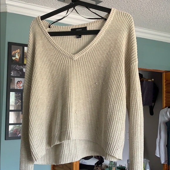 Forever 21 Sweater - Picture 1 of 3